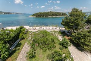 Villa Rosmarin - family friendly, beachfront