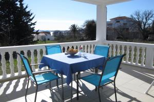 Holiday Home Mirta 