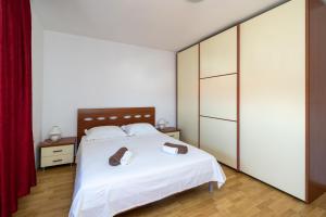 Apartments with parking space Sali, Dugi otok - 16324