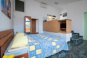 Apartments with parking space Sali, Dugi otok - 17791
