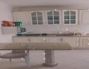 Apartamento frente ao Mar Guarujá-Pitangueiras