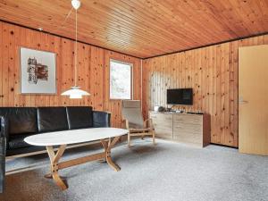 6 person holiday home in Aakirkeby