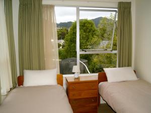 Kea View - Pohara Beach Holiday Home