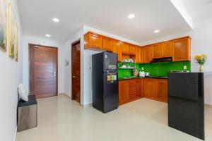 Căn Hộ 3 Phòng Ngủ (Three-Bedroom Apartment)