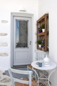 Portes View House Paros Greece