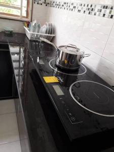 Cozy Homestay in Central Pokok Sena