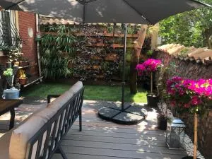 ANTALYA KALEİÇİ TARİHİ LOKASYON BAHÇELİ ÖZEL MÜSTAKİL ev - Aksu