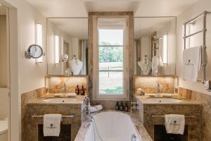 Hotels Les Sources de Caudalie : photos des chambres