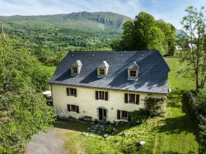 Maisons de vacances Les Terres Neres : Maison 4 Chambres