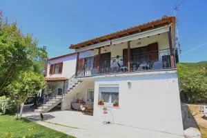 DIANA'S HOUSE - Misellí