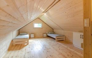 Ostoja Sosnowa Czarny Mlyn, kompleks dwóch domkow