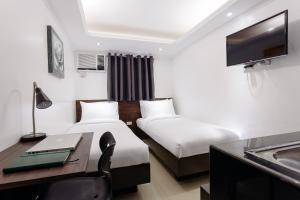 Nest Nano Suites Poblacion - Makati