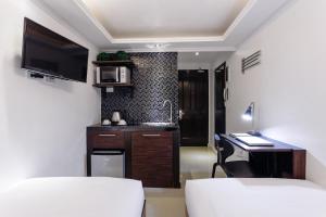 Nest Nano Suites Poblacion - Makati