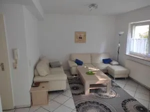 Monteursunterkunft Nidderau-Windecken (20 km Hanau, 30 km Frankfurt) - Schoneck