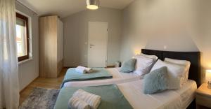 Apartment Blue Dream II