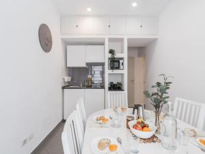 The Best Rent - Two-bedroom apartment in Colosseum area
