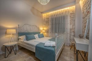 Psarou Beach House