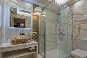 Psarou Beach House