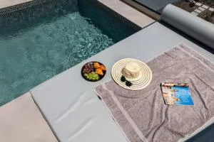 G & W Suites - Foinikiá