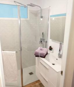 Spacious Apartment in Las Palmas 80 m² with Air Conditioning