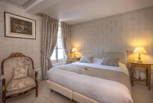 Hotels Chateau De Rochecotte : photos des chambres