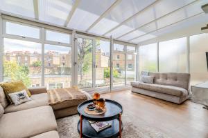 Apartment room in Gorgeous Fulham Flat