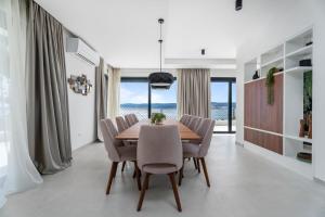 Luxury villa Euphorica Omis with pool, jacuzzi, sauna, gym