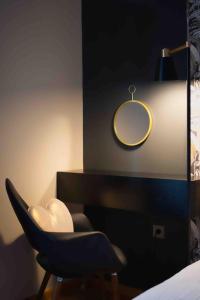 4 TRAVELERS Together