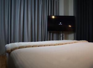 4 TRAVELERS Together