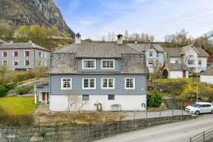 Tysso Apartment - 蒂瑟达尔