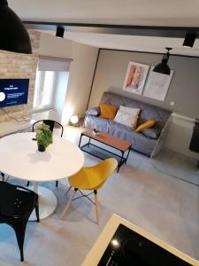 Appartements COLIVING LES PETITES MOMES Appartement et studio meubles : photos des chambres