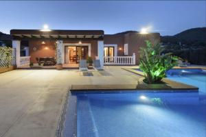 Villa Evie