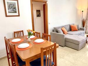 APARTBEACH CHLOE CÉNTRICO JUNTO PLAYA CLIMATIZADO CON PISCINA y GRAN TERRAZA