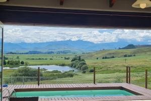 25 Hazyview Drakensburg Mountain Views