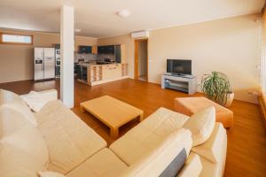 Penthouse with Free Wellness Entrance room in Park Holiday Congress & Wellness Hotel