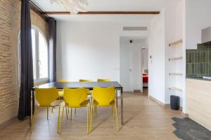 SB2 - Apartamento moderno 2 dormitorios, 4º sin ascensor, muy céntrico