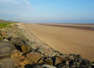 Maison charmante à Saint-Laurent-sur-Mer avec terrasse