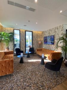 Hotels COURRIER SUD : photos des chambres