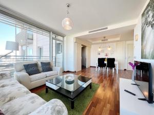 Forum Playa and Pool Barcelona