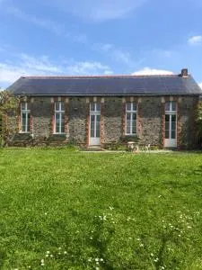 Gîte -Belle Maison dans une ancienne école-Tarif réduit hors WE ! - Le Champ-sur-Layon