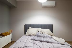 Bright 2BDR Apartment Downtown Exarcheia!