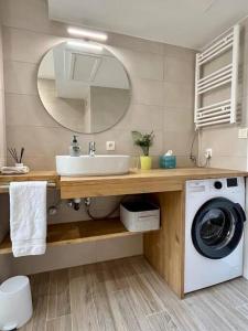 Studio à côté du lac avec terrasse