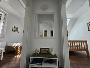 Hadam's Apartments 