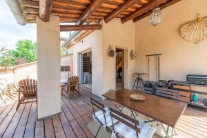 Maisons de vacances Gite Provencal Avec Vue, Climatis : photos des chambres