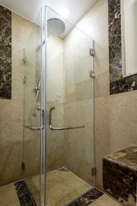 Marron studios 2 new