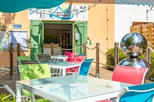 Camping 3* Les Templiers - 拉博莱讷韦聚比