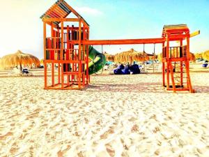 شاليه بقرية امواج الساحل الشمالي 3 غرفة Amwaj North Coast