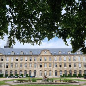 Appartements Le Romantique jacuzzi centre ville : photos des chambres