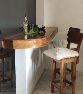 Seacret Studios - Cozy Jamaican Retreat apts