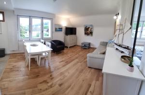 Appartements Gites de charme centre de 2 a 8P, jardin, parking, durable : photos des chambres